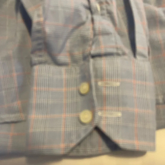 Lacoste - Picture 4 of 5